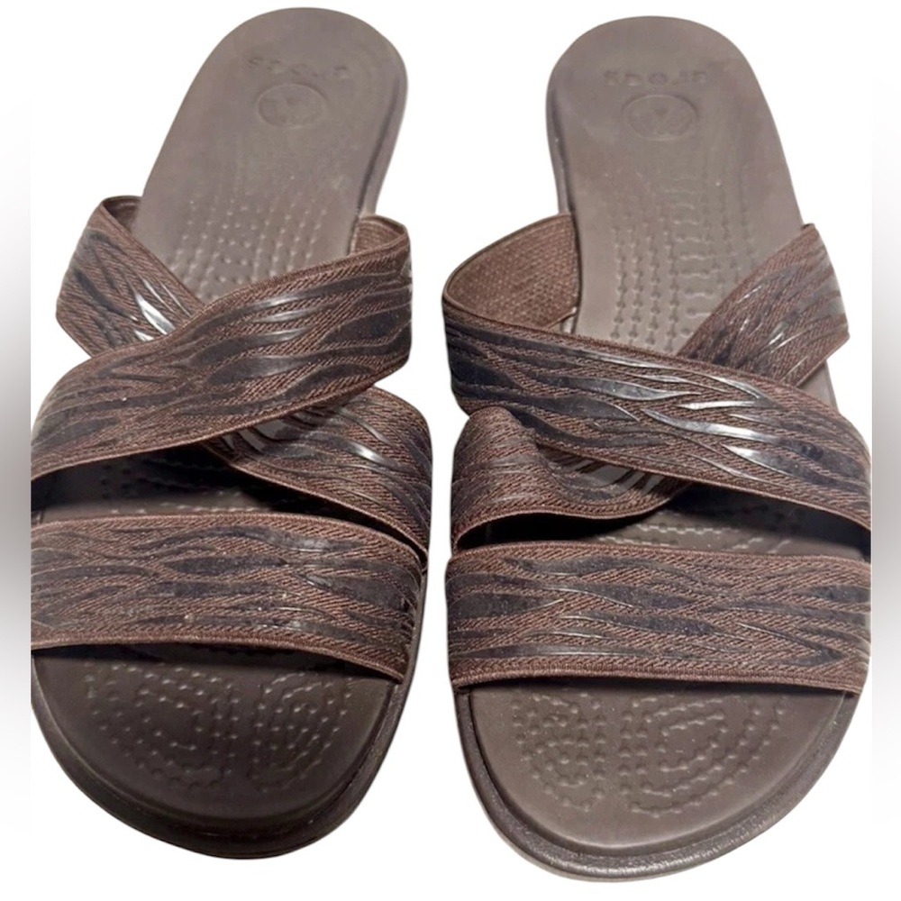CROCS Molalla II Sandal Women’s Sz 7 Criss-Cross Elastic Strap Brown Zebra Print